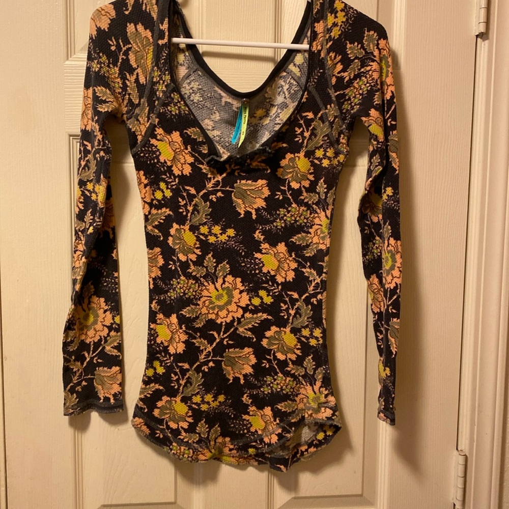 Free People Boho Floral Retro Thermal